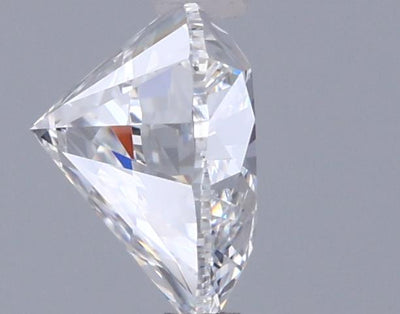 1.57 Carat Heart Lab Diamond :: 360 spin frame 02