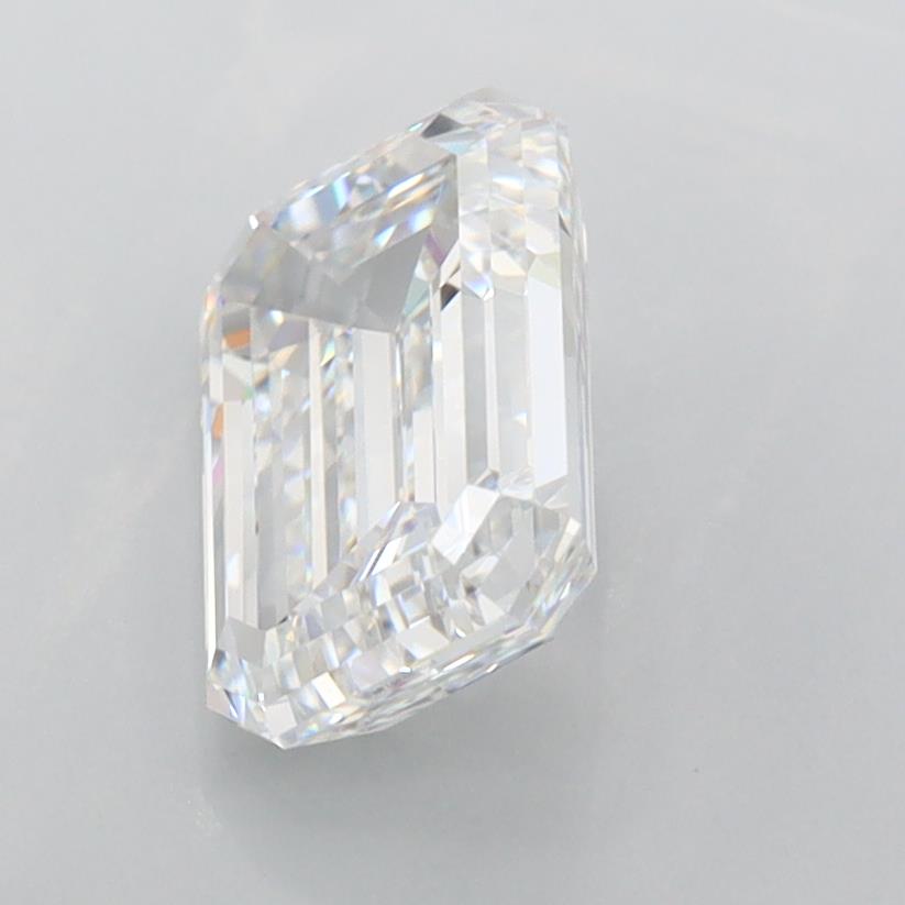 1.91 Carat Emerald Lab Diamond :: 360 spin frame 01
