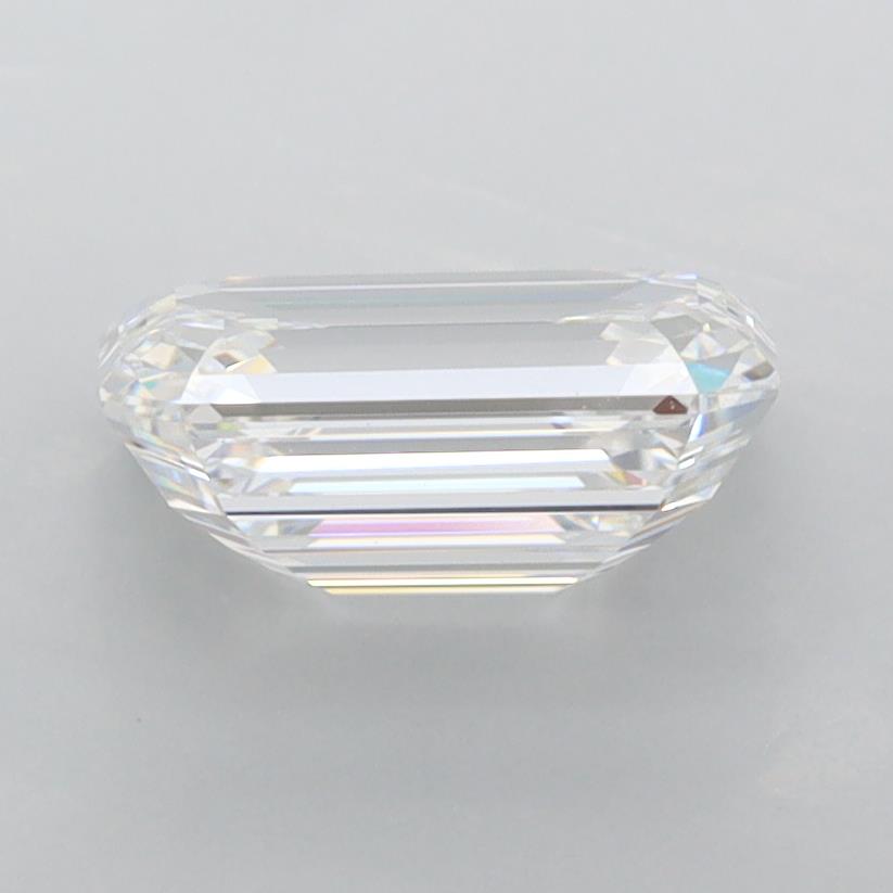 1.91 Carat Emerald Lab Diamond :: 360 spin frame 02