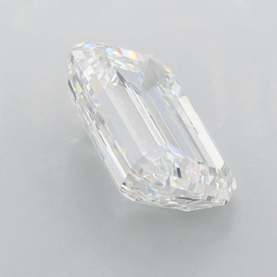 1.91 Carat Emerald Lab Diamond :: 360 spin frame 04