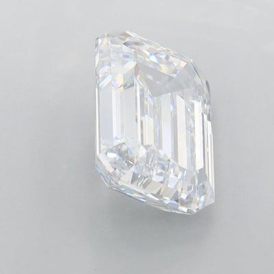1.92 Carat Emerald Lab Diamond :: 360 spin frame 01