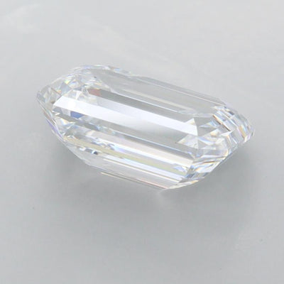 1.92 Carat Emerald Lab Diamond :: 360 spin frame 04