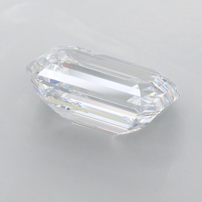 1.92 Carat Emerald Lab Diamond :: 360 spin frame 04