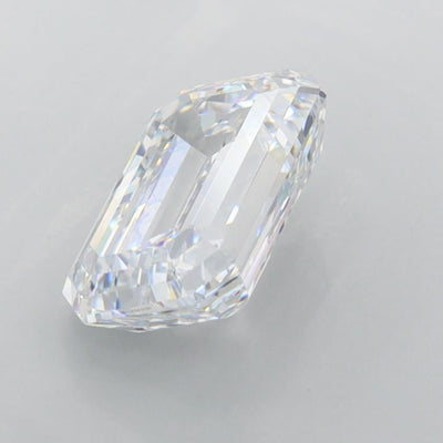 1.92 Carat Emerald Lab Diamond :: 360 spin frame 07