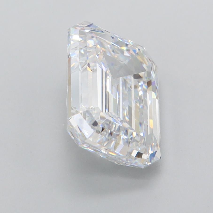 2.67 Carat Emerald Lab Diamond :: 360 spin frame 02