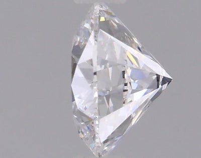 0.67 Carat Round Lab Diamond :: 360 spin frame 01