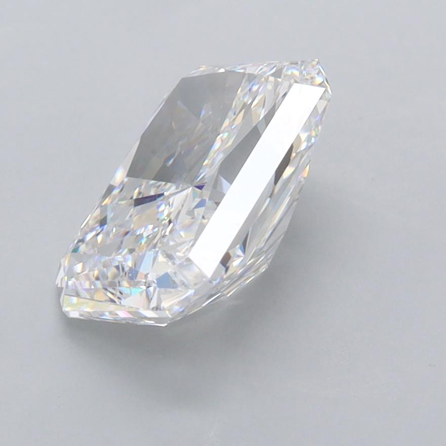 2.06 Carat Radiant Lab Diamond :: 360 spin frame 07