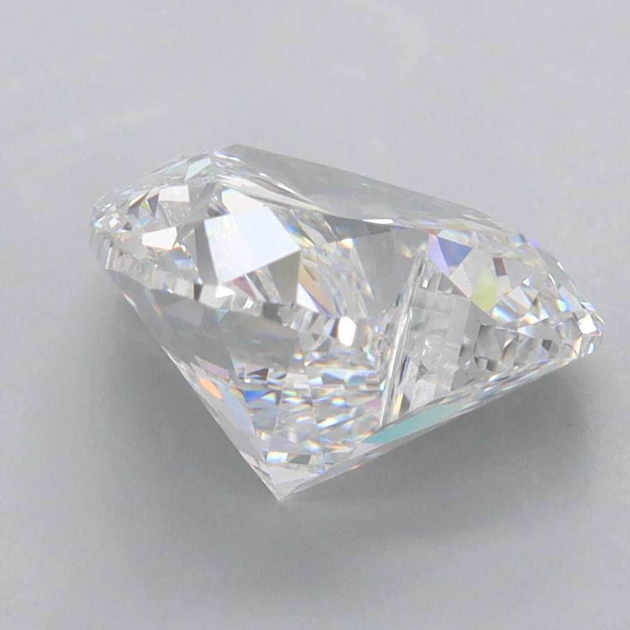 3.97 Carat Heart Lab Diamond :: 360 spin frame 07