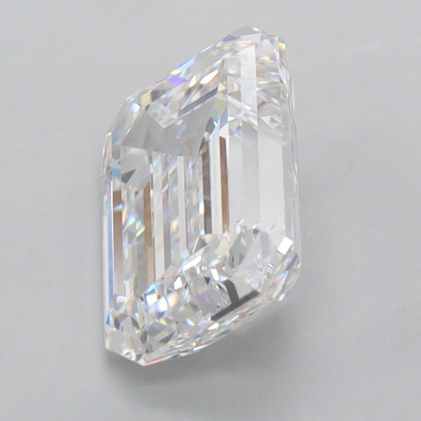 2.46 Carat Emerald Lab Diamond :: 360 spin frame 02