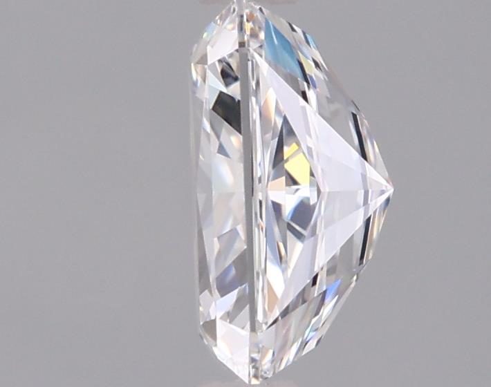 1.66 Carat Radiant Lab Diamond :: 360 spin frame 01
