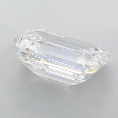 4.00 Carat Emerald Lab Diamond :: 360 spin frame 06