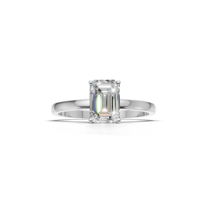 Ring Emerald Solitaire