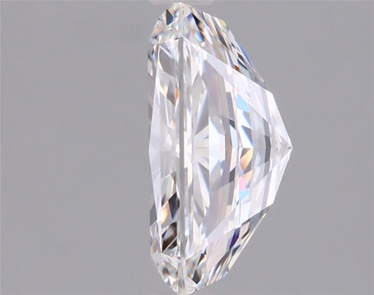 1.94 Carat Radiant Lab Diamond :: 360 spin frame 02