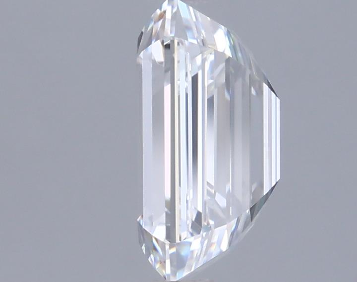 2.15 Carat Emerald Lab Diamond :: 360 spin frame 01