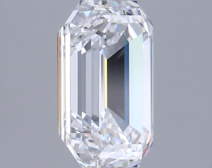 2.15 Carat Emerald Lab Diamond :: 360 spin frame 03