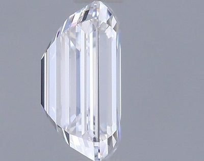 0.98 Carat Emerald Lab Diamond :: 360 spin frame 02