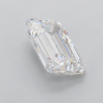1.84 Carat Emerald Lab Diamond :: 360 spin frame 05