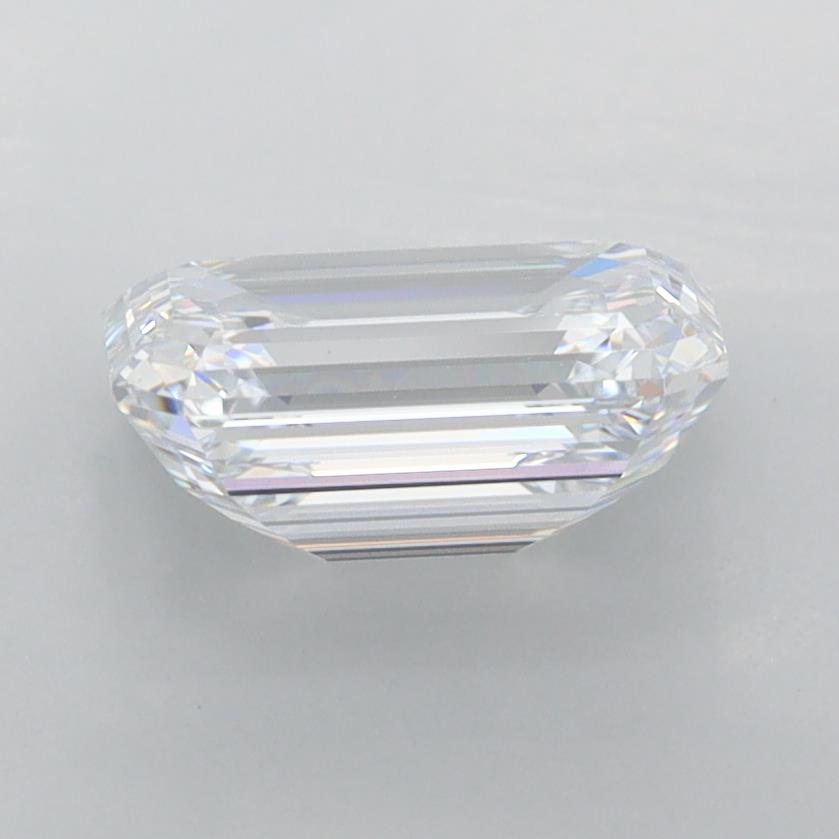 1.89 Carat Emerald Lab Diamond :: 360 spin frame 02