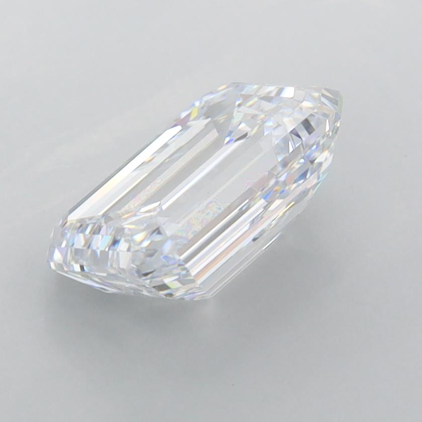 1.89 Carat Emerald Lab Diamond :: 360 spin frame 03