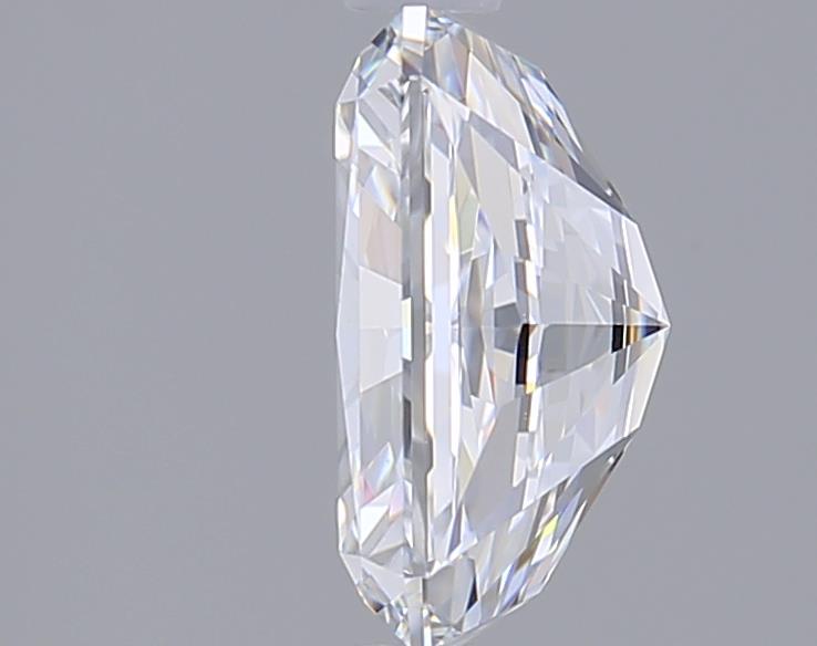2.14 Carat Radiant Lab Diamond :: Greenstar spin frame 01