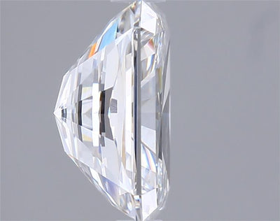 2.06 Carat Radiant Lab Diamond :: Greenstar spin frame 01