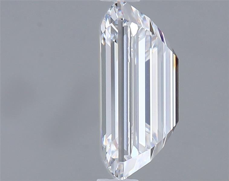 1.57 Carat Emerald Lab Diamond :: Greenstar spin frame 01
