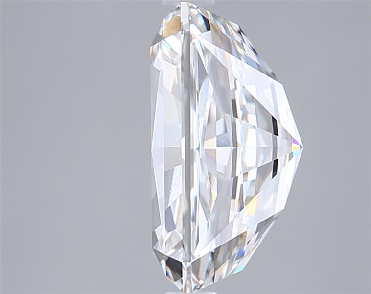 5.22 Carat Radiant Lab Diamond :: Greenstar spin frame 01