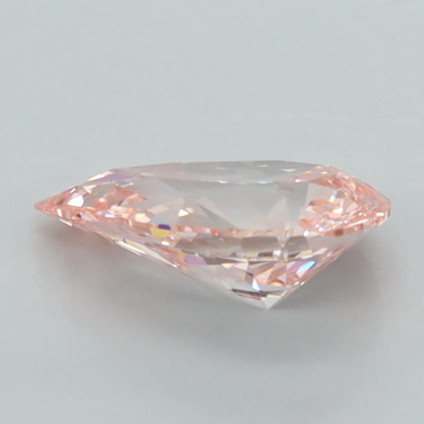 1.53 Carat Pear Lab Diamond :: Greenstar spin frame 01