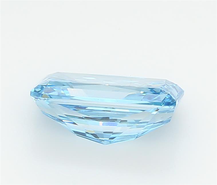2.07 Carat Radiant Lab Diamond :: Greenstar spin frame 01