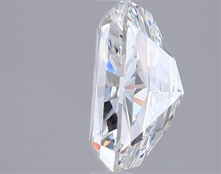 2.15 Carat Radiant Lab Diamond :: Greenstar spin frame 01