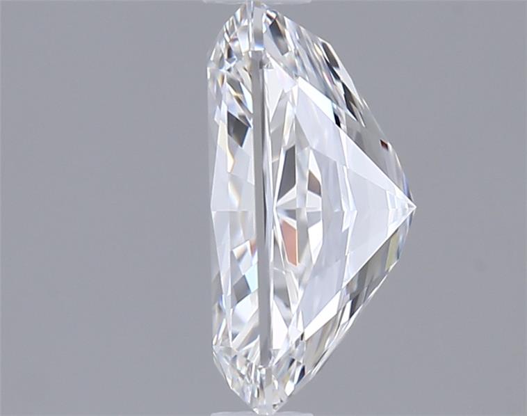 2.00 Carat Radiant Lab Diamond :: Greenstar spin frame 01