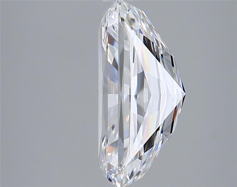 5.01 Carat Radiant Lab Diamond :: Greenstar spin frame 01
