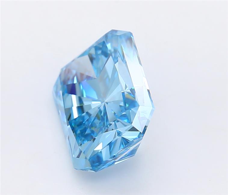 2.50 Carat Radiant Lab Diamond :: Greenstar spin frame 01