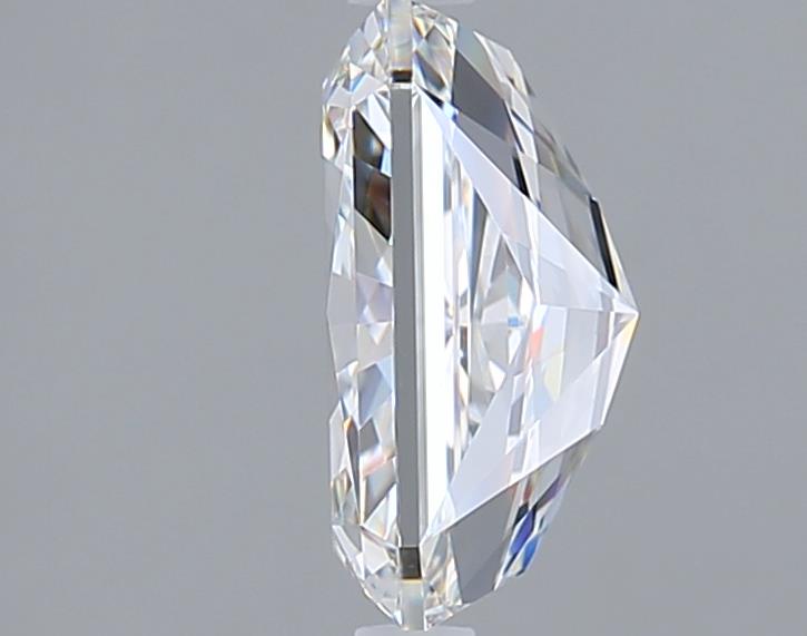 2.72 Carat Radiant Lab Diamond :: Greenstar spin frame 01