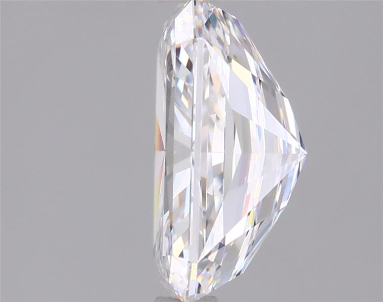 2.51 Carat Radiant Lab Diamond :: Greenstar spin frame 01