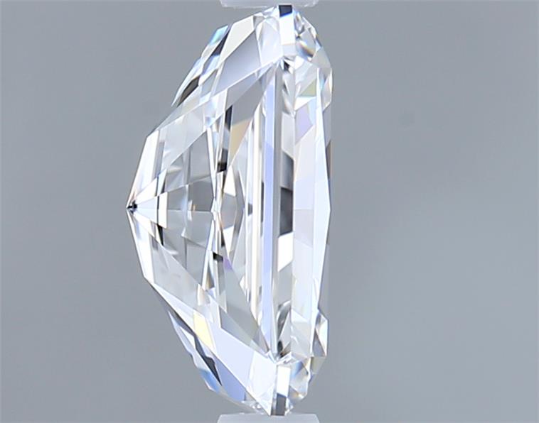1.54 Carat Radiant Lab Diamond :: Greenstar spin frame 01