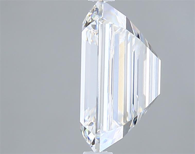 4.07 Carat Emerald Lab Diamond :: Greenstar spin frame 01