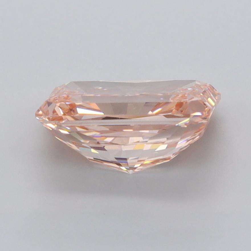 2.04 Carat Radiant Lab Diamond :: Greenstar spin frame 01