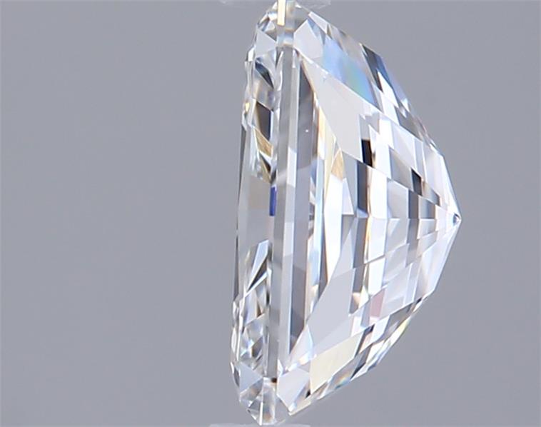 2.01 Carat Radiant Lab Diamond :: Greenstar spin frame 01