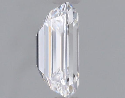 0.58 Carat Emerald Lab Diamond :: Greenstar spin frame 01