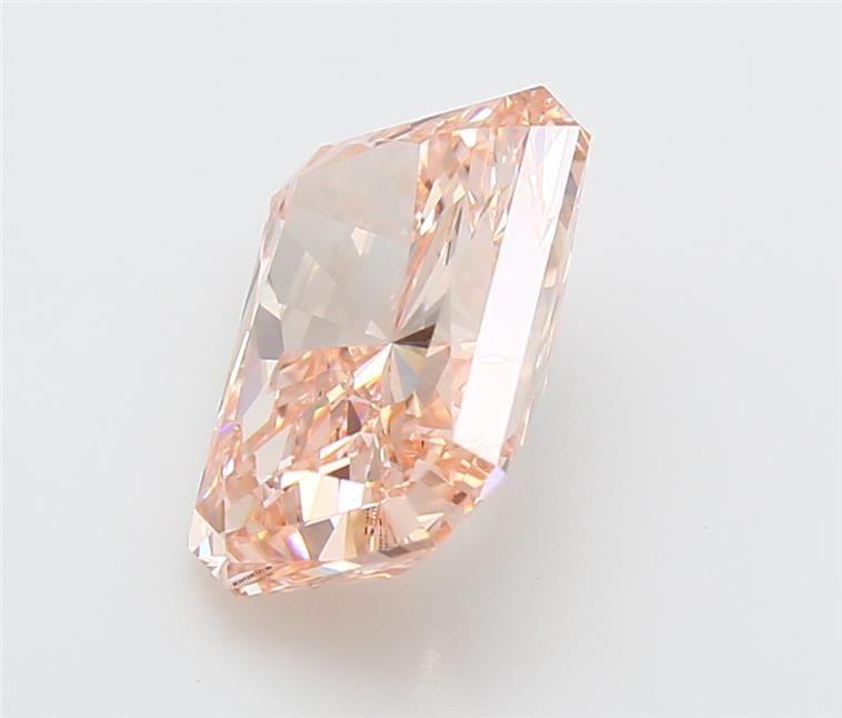 5.04 Carat Radiant Lab Diamond :: Greenstar spin frame 01