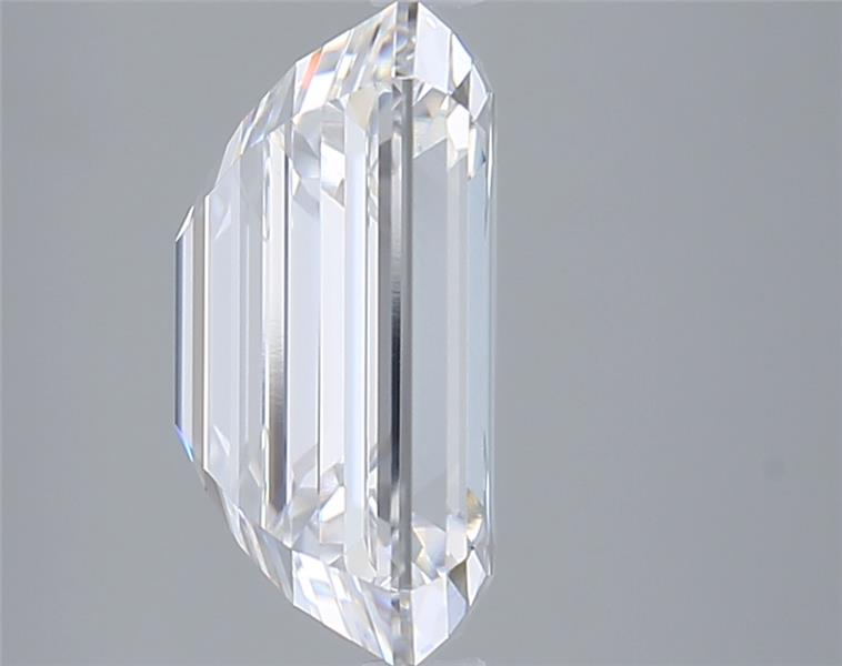 5.26 Carat Emerald Lab Diamond :: Greenstar spin frame 01
