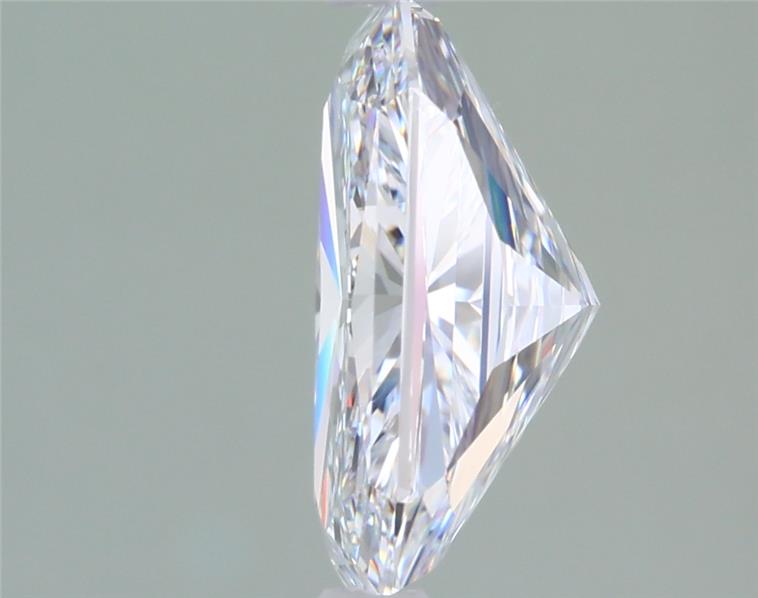 2.19 Carat Radiant Lab Diamond :: Greenstar spin frame 01
