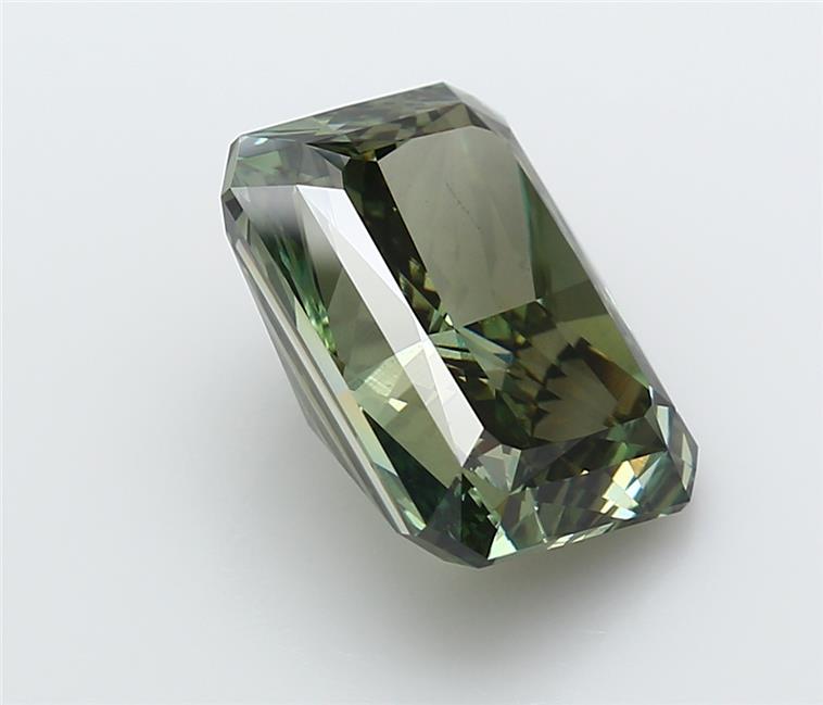 7.40 Carat Radiant Lab Diamond :: Greenstar spin frame 01