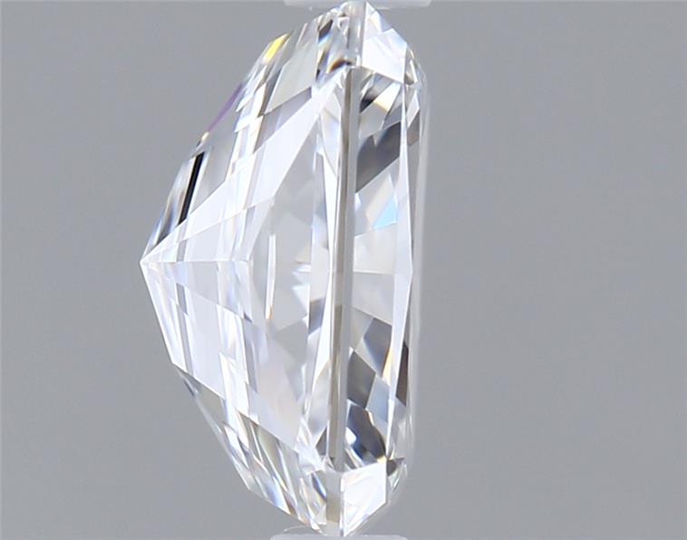 1.52 Carat Radiant Lab Diamond :: Greenstar spin frame 01
