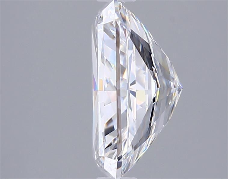 2.51 Carat Radiant Lab Diamond :: Greenstar spin frame 01