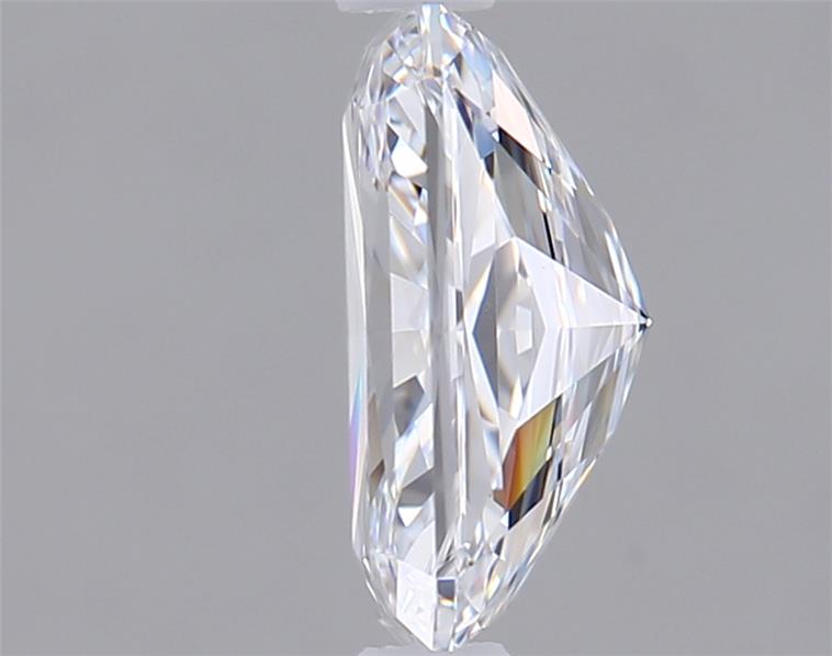 1.58 Carat Radiant Lab Diamond :: Greenstar spin frame 01