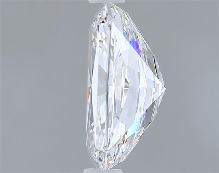 1.89 Carat Radiant Lab Diamond :: Greenstar spin frame 01
