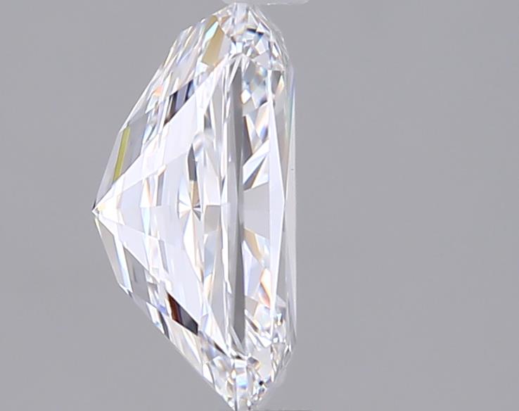 2.01 Carat Radiant Lab Diamond :: Greenstar spin frame 01