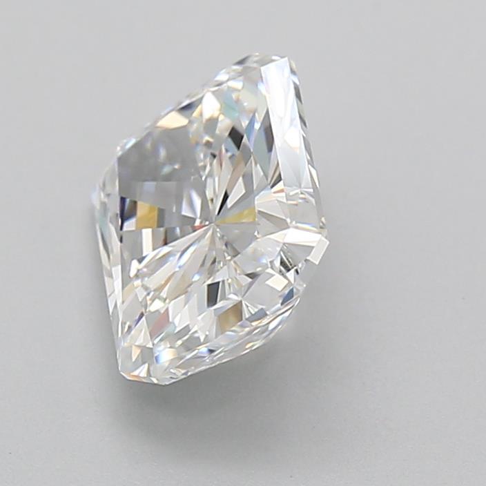 2.10 Carat Radiant Lab Diamond :: Greenstar spin frame 01